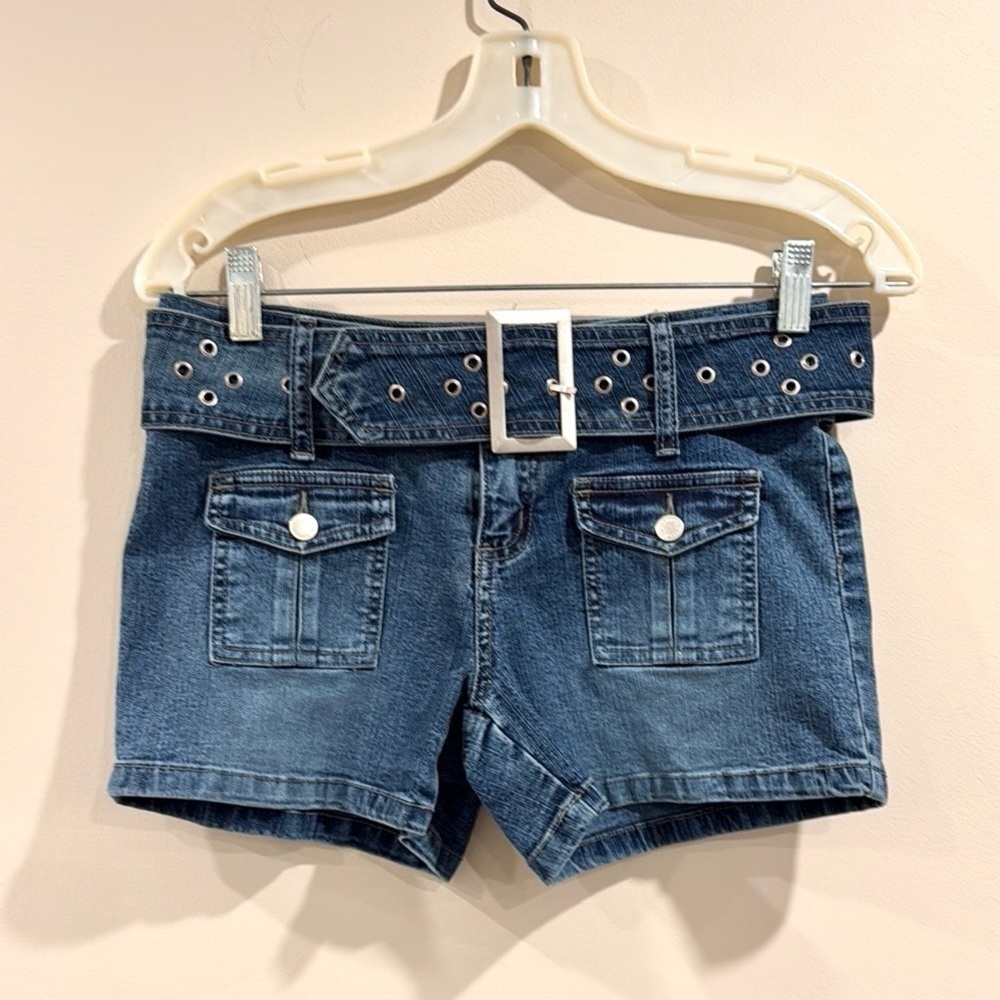 🔥Younique Jeans Denim Blue Women's Shorts with Belt🔥